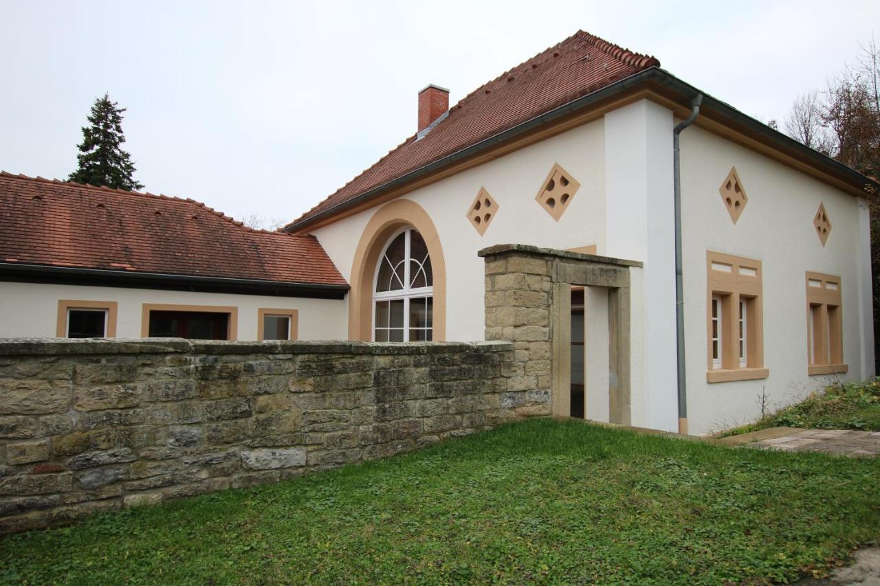 Ferienwohnung Altes Pfarrhaus Bargen Bagian luar foto